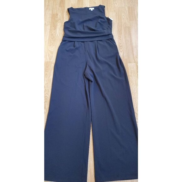 Calvin Klein Sleeveless Scuba Crepe Flat Pleat Waist Jumpsuit size 14 in Black - Picture 2 of 13